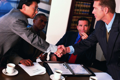 欠款未还起诉指南：本地或异地法院选择策略